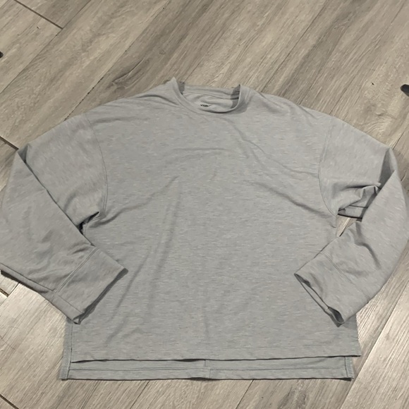 Nike Yoga Dri-fit Crew Neck Oversized Gray Sweatshirt size S - Picture 10 of 14